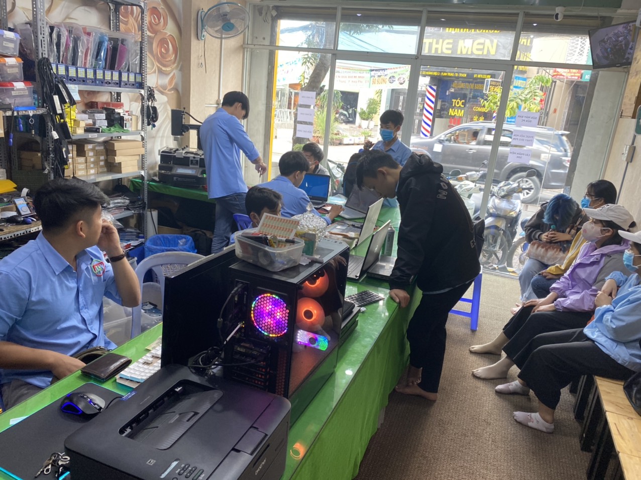 Vệ sinh máy tính laptop uy tín chất lượng lấy liền phường long trường quận 9