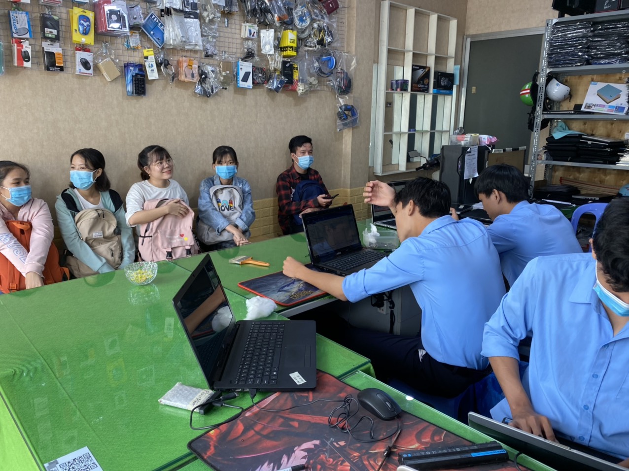 Dịch vụ vệ sinh máy tính laptop uy tín chất lượng phường phú hữu quận 9